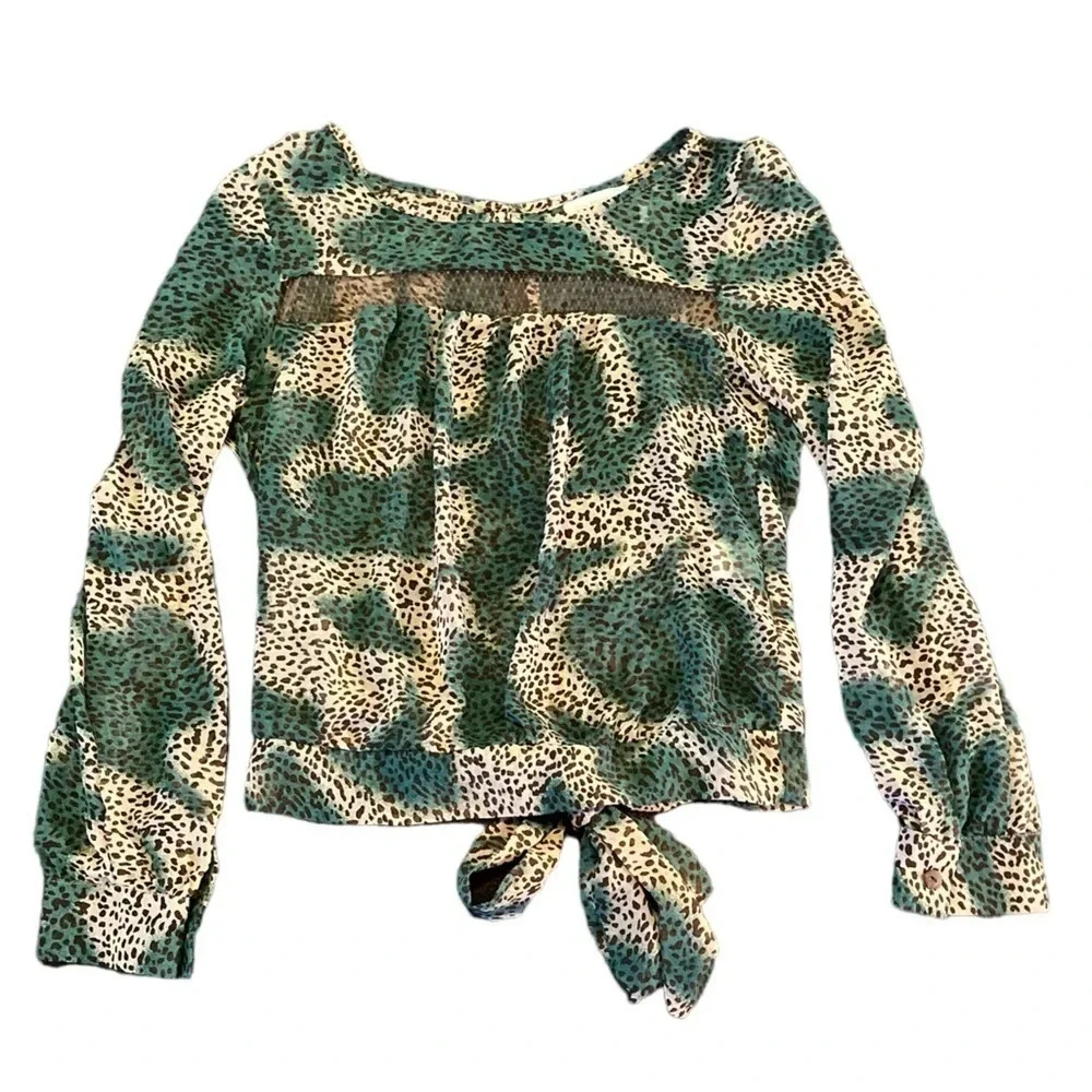 Blu Pepper Animal Print Long Sleeve Blouse | Women's S